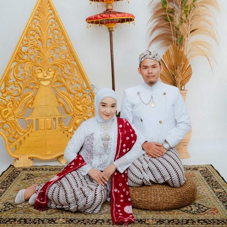 The Wedding Tary  & Rohmad