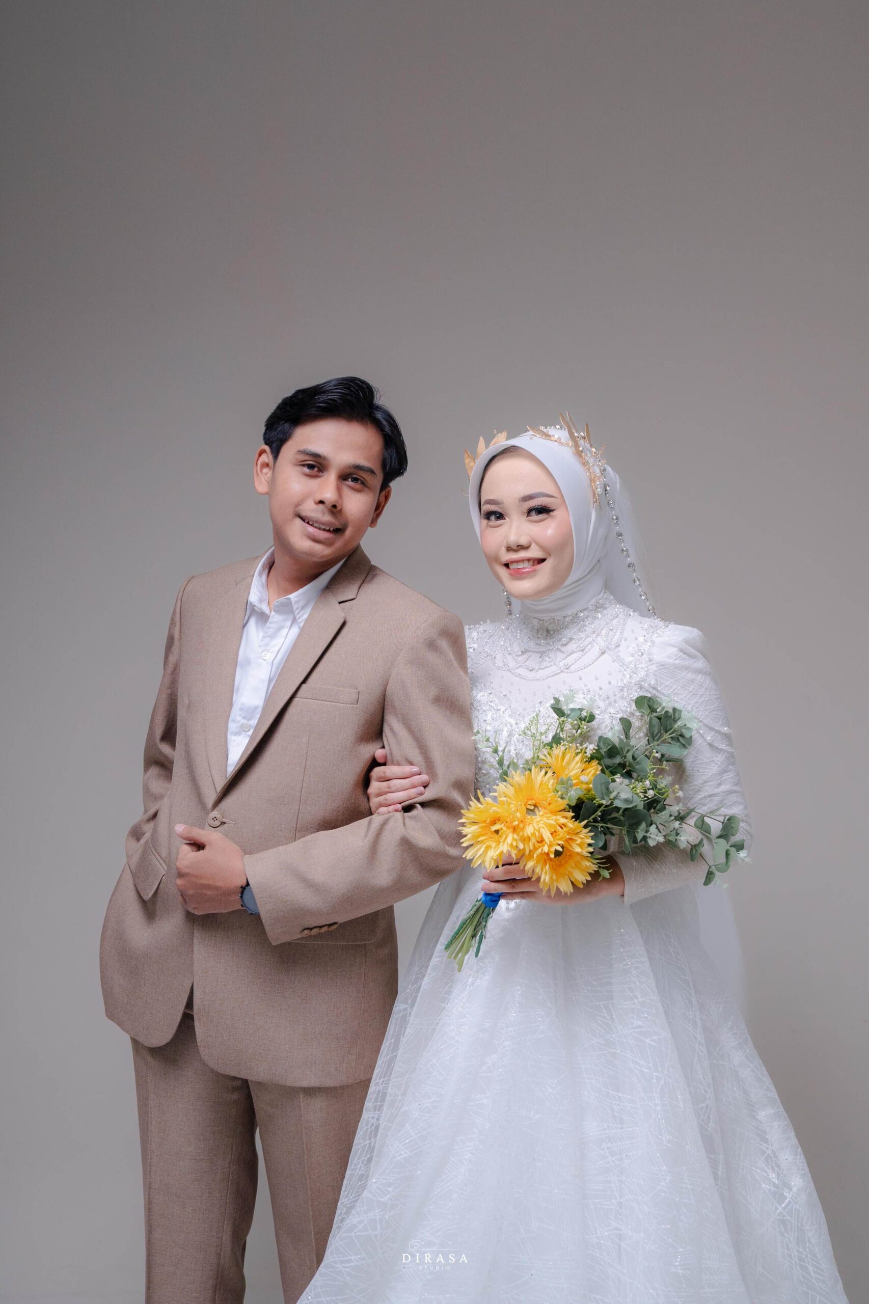 Aas & Dinda