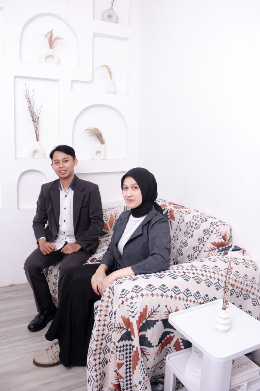 Putri & Agus