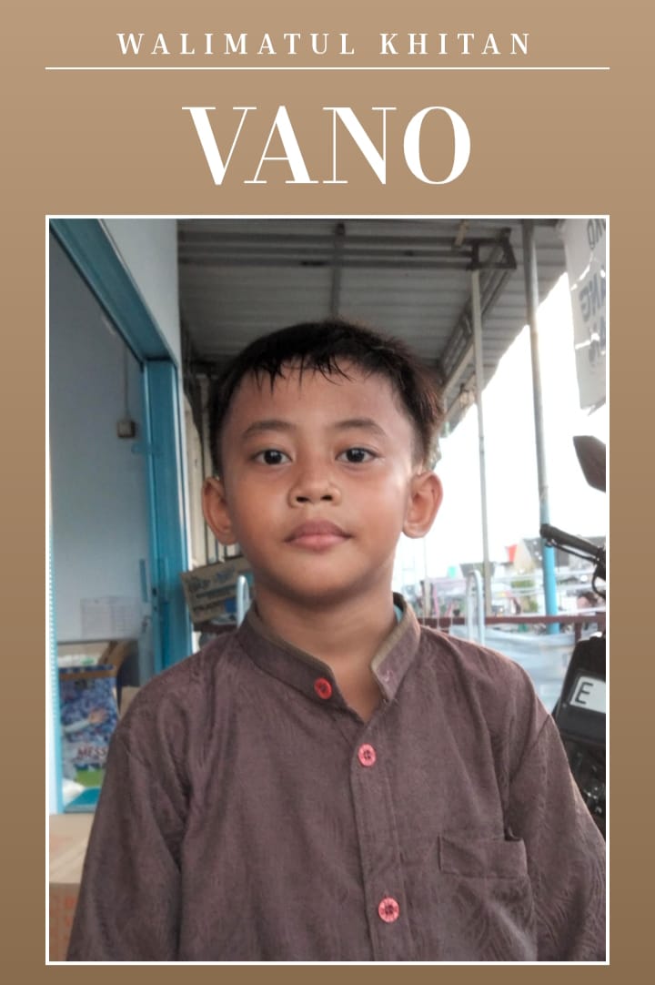 Undangan Khitan Vano
