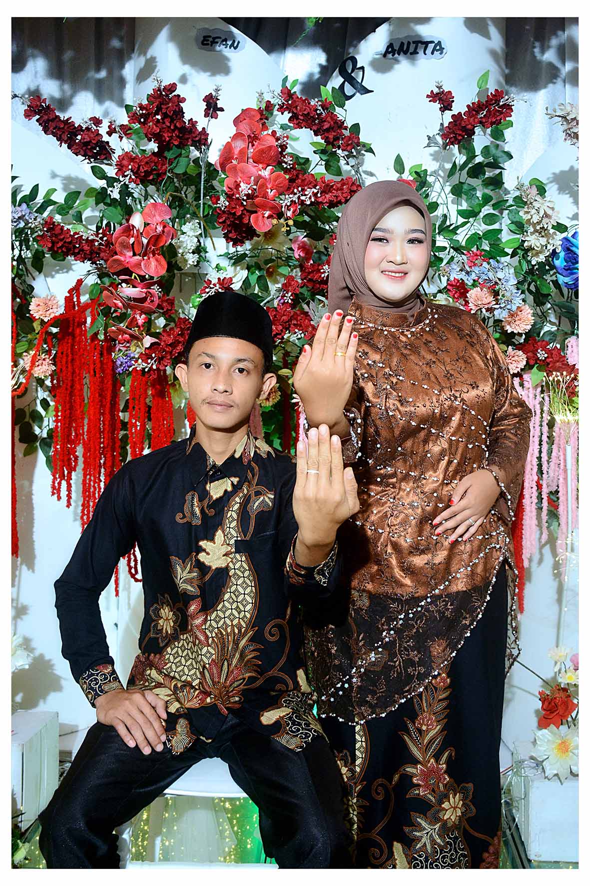 Efan dan Anita