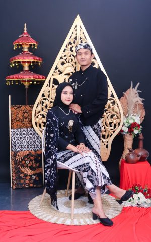 324ca6dcf8344633978451b4f80830d9